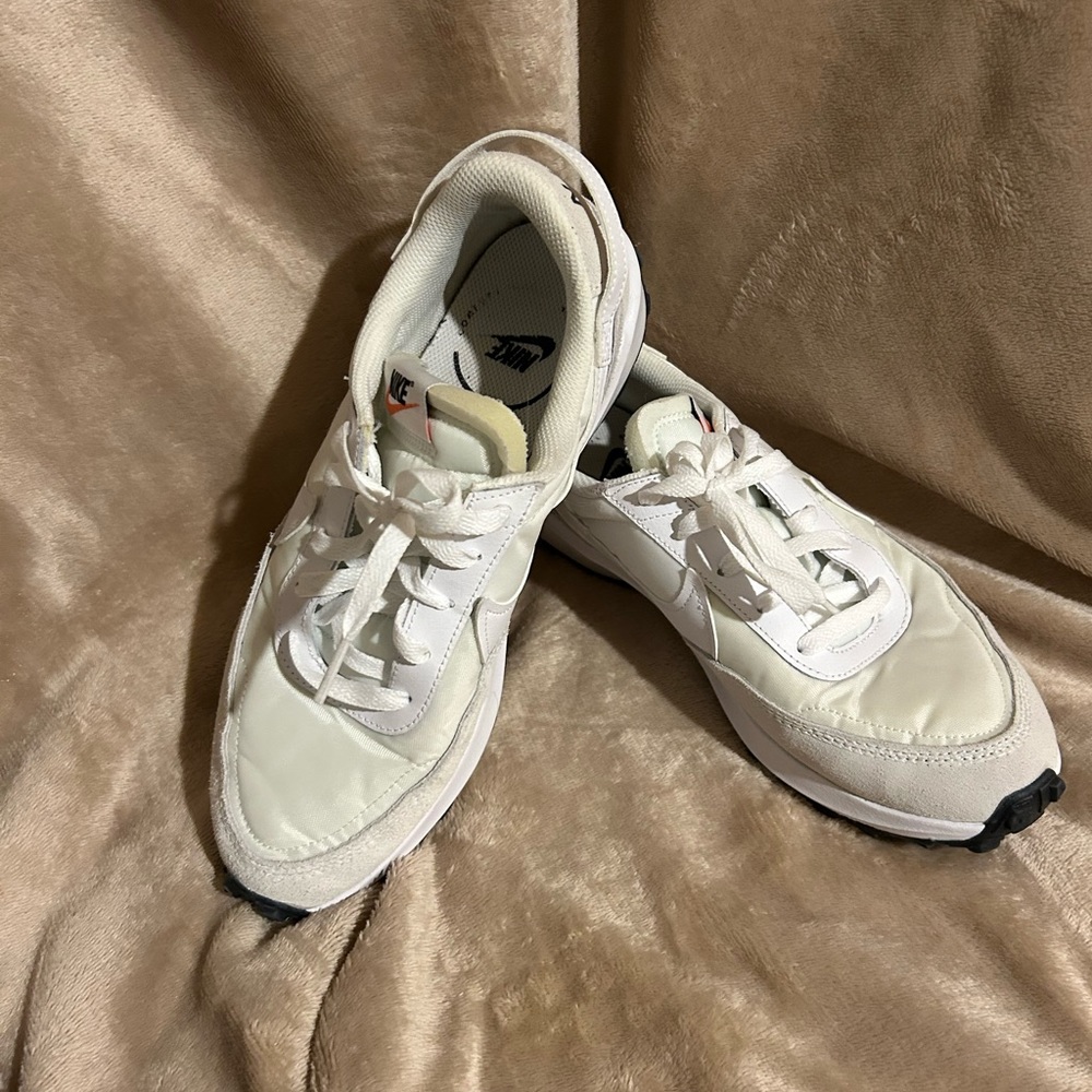 Nike Women's White Cream Athletic Sneakers